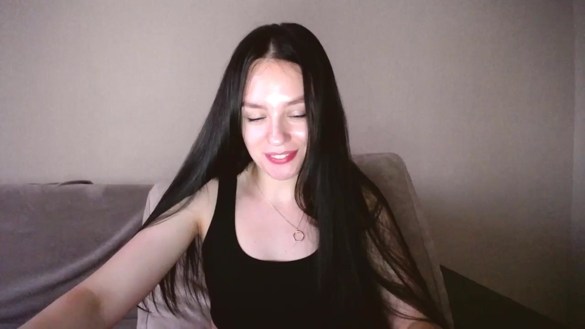 Gallery image thumbnail from Lillit__Wood_'s myfreecams stream on, 08/08/2024, 17:17 image 16 of 20