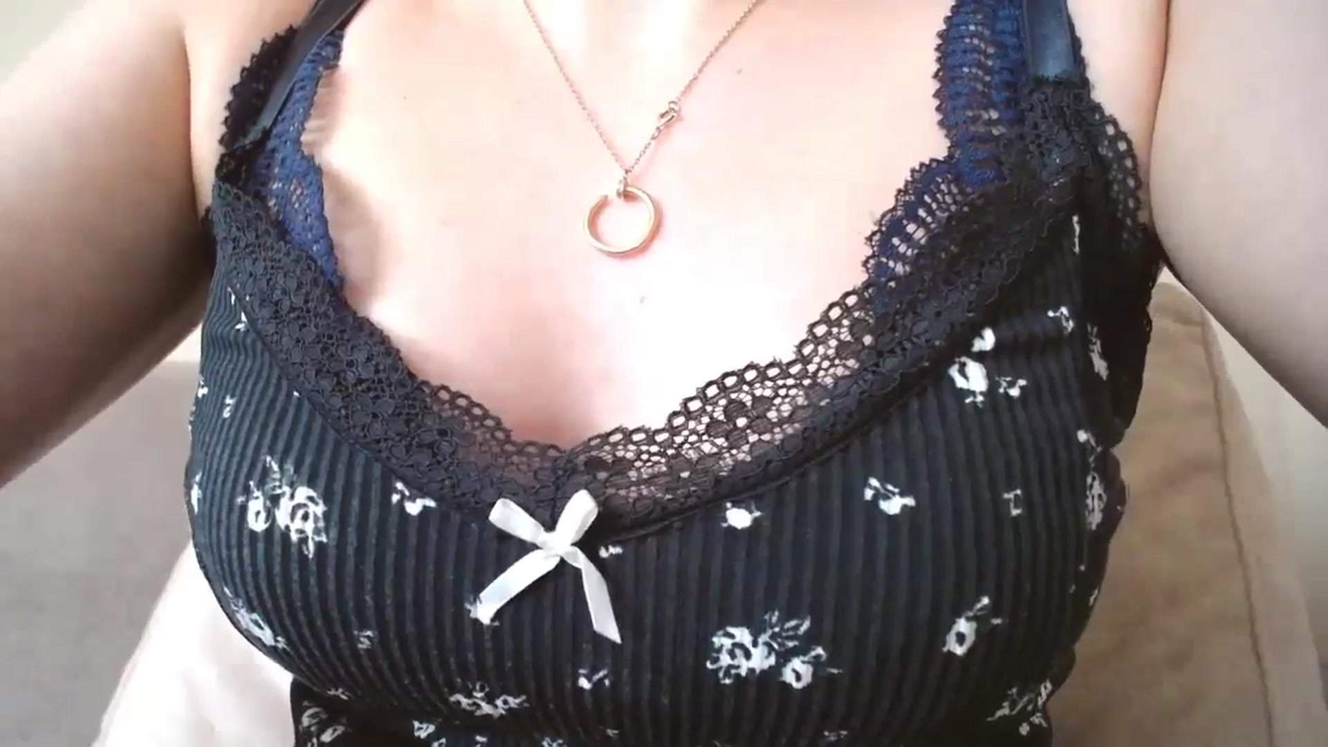 Gallery image thumbnail from Lillit__Wood_'s myfreecams stream on, 08/10/2024, 16:58 image 14 of 20