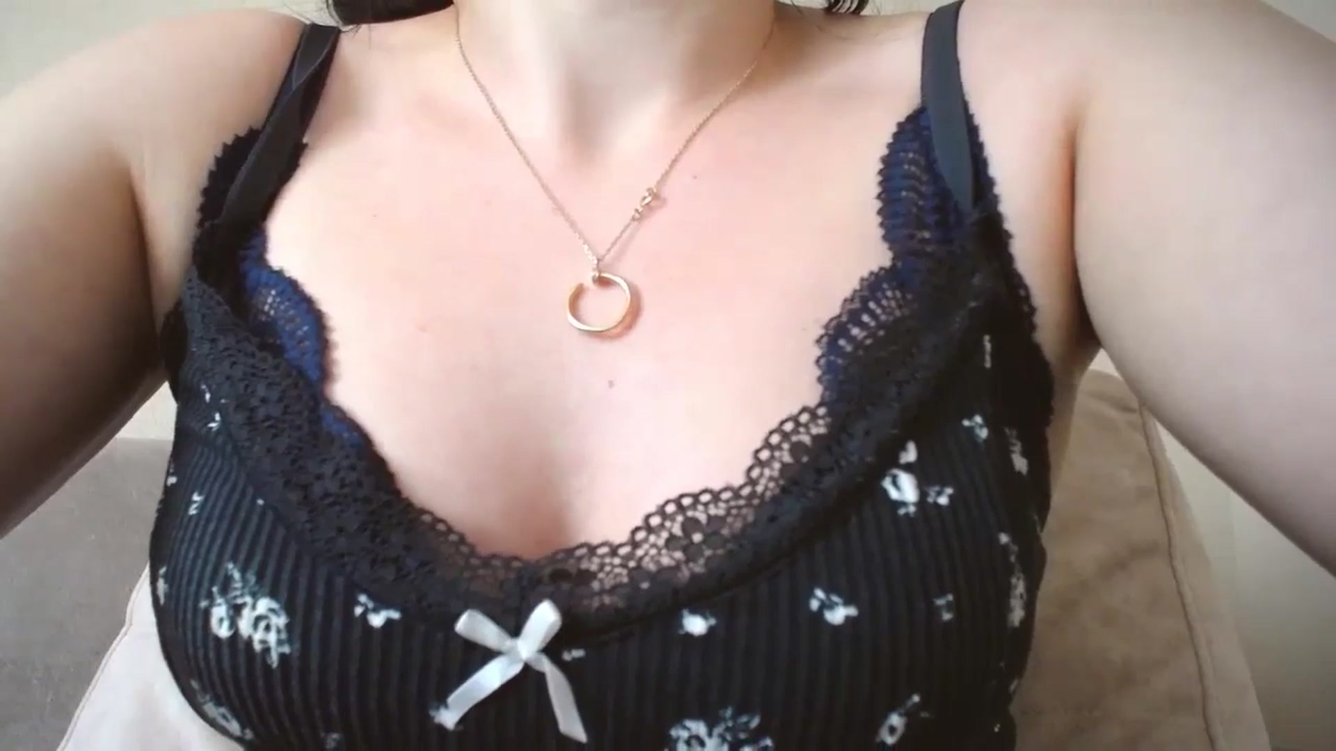Gallery image thumbnail from Lillit__Wood_'s myfreecams stream on, 08/10/2024, 16:58 image 13 of 20
