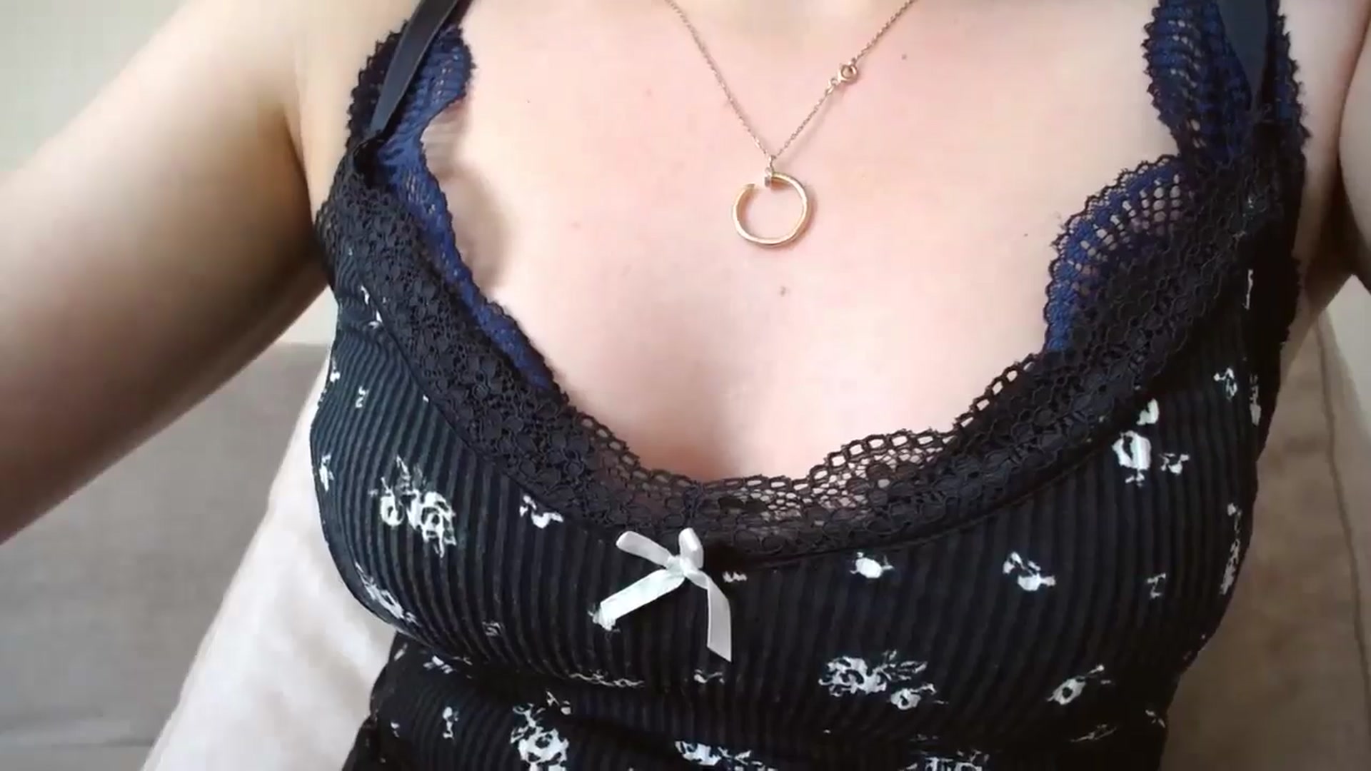 Gallery image thumbnail from Lillit__Wood_'s myfreecams stream on, 08/10/2024, 16:58 image 10 of 20