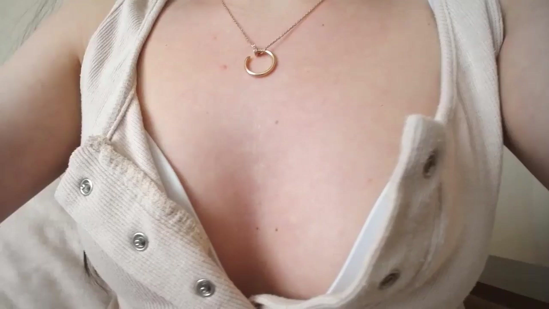 Gallery image thumbnail from Lillit__Wood_'s myfreecams stream on, 08/28/2024, 13:36 image 9 of 20