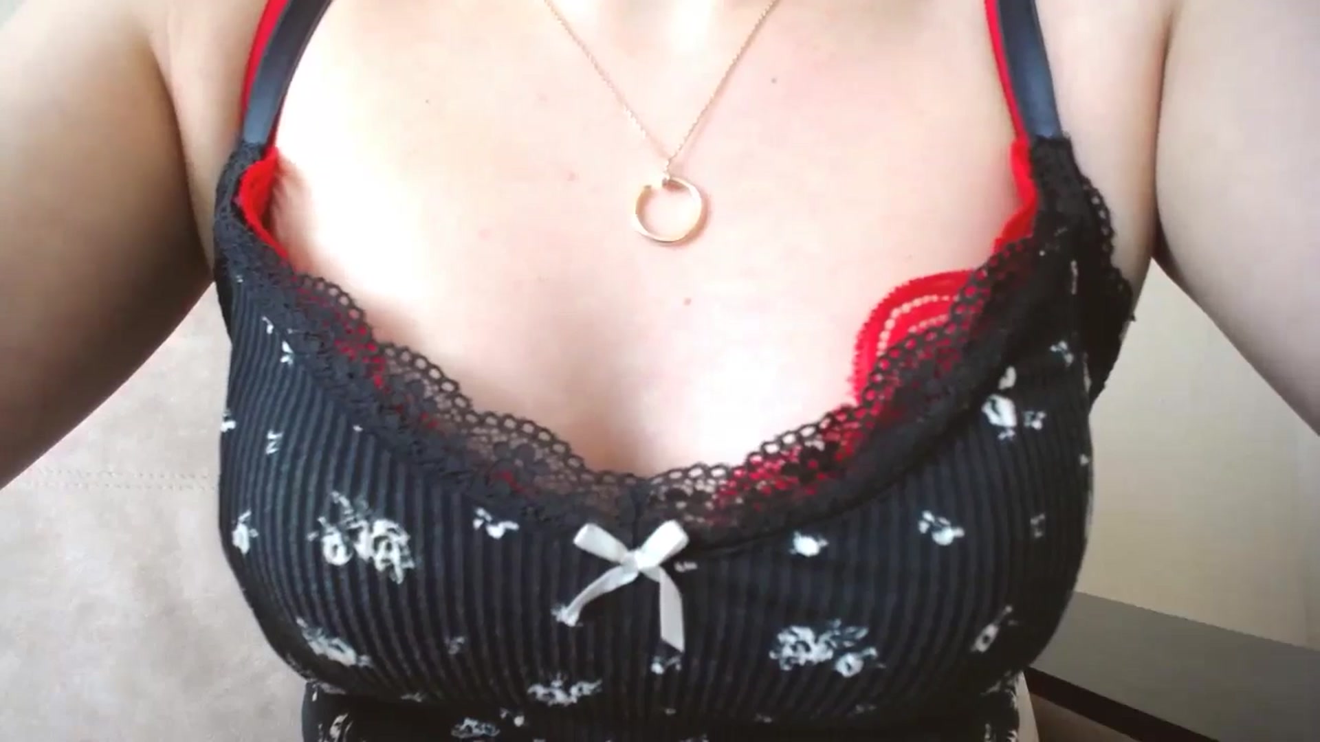 Gallery image thumbnail from Lillit__Wood_'s myfreecams stream on, 08/29/2024, 14:56 image 5 of 20