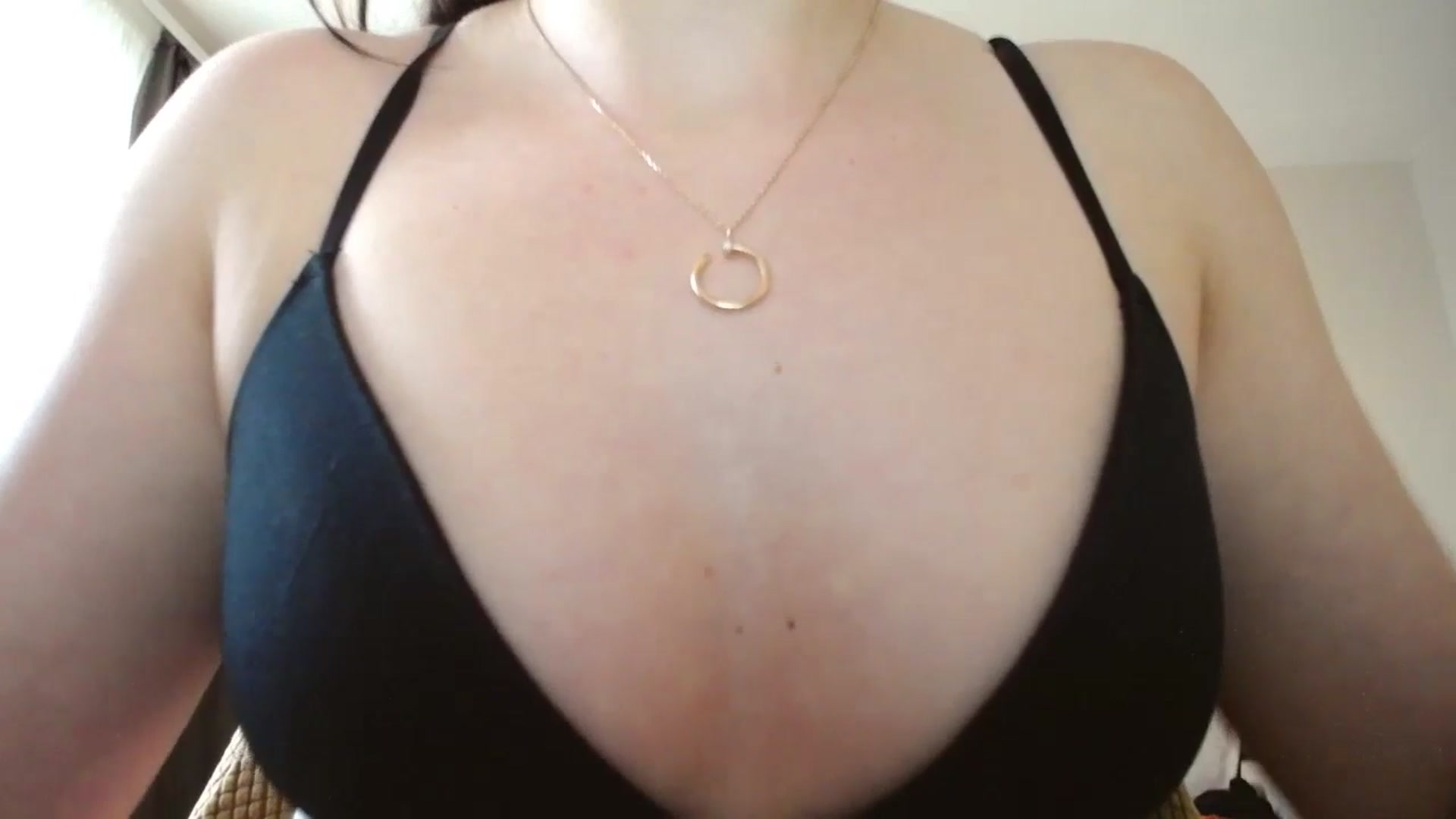 Gallery image thumbnail from Lillit__Wood_'s myfreecams stream on, 09/21/2024, 15:54 image 14 of 20