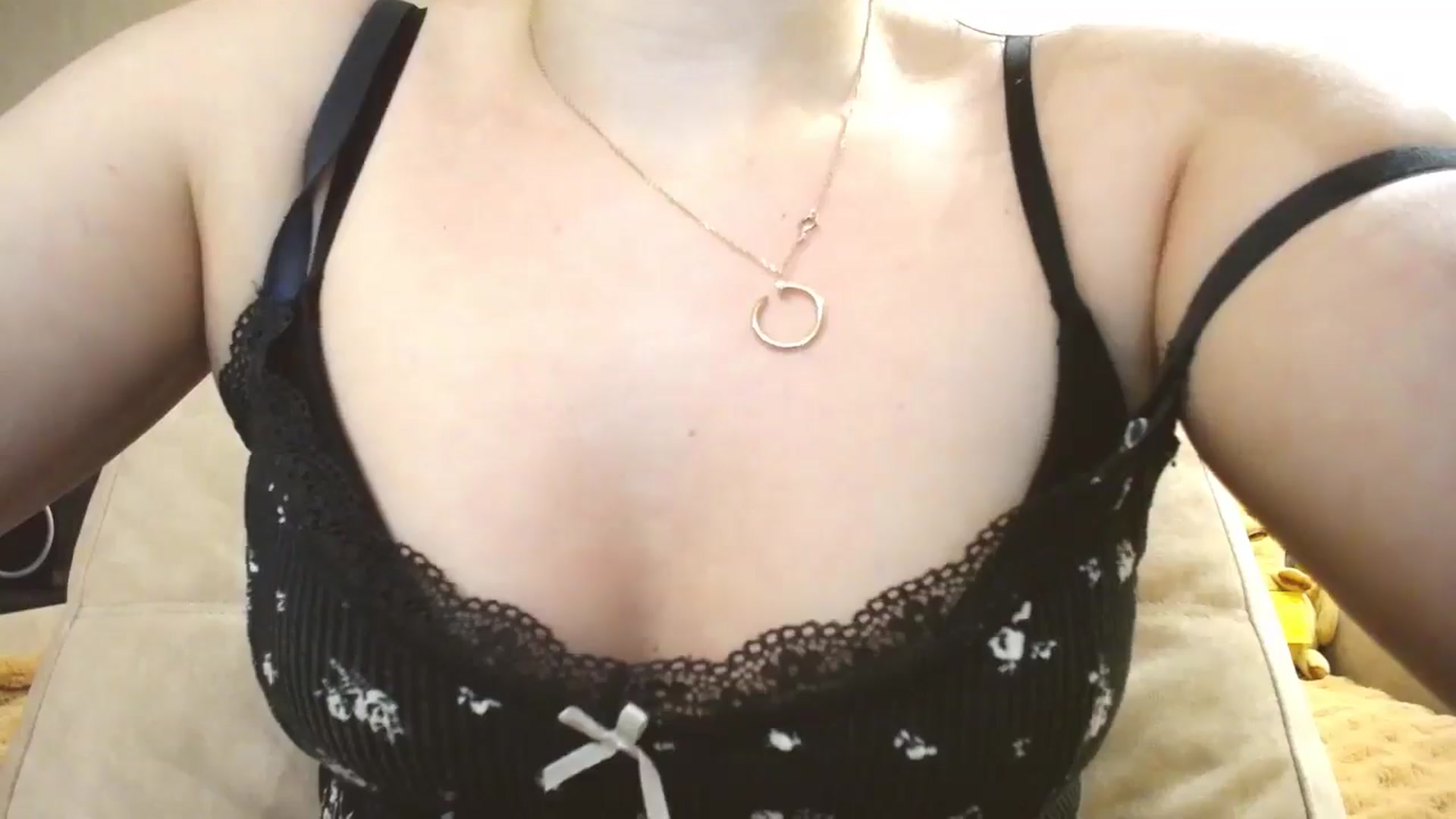 Gallery image thumbnail from Lillit__Wood_'s myfreecams stream on, 12/01/2024, 19:00 image 16 of 20
