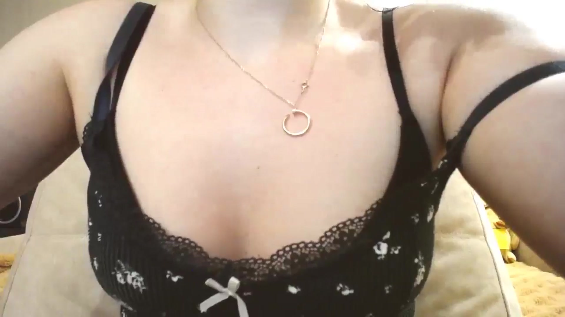 Gallery image thumbnail from Lillit__Wood_'s myfreecams stream on, 12/01/2024, 19:00 image 15 of 20