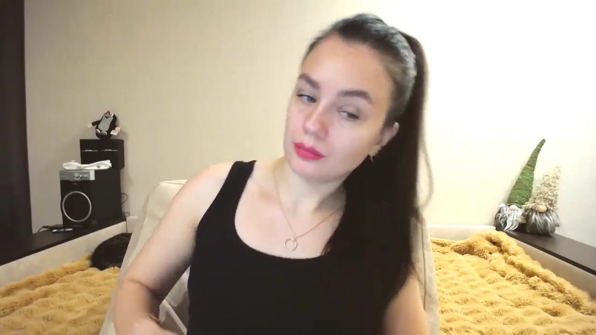 Gallery image thumbnail from Lillit__Wood_'s myfreecams stream on, 12/06/2024, 14:19 image 19 of 20