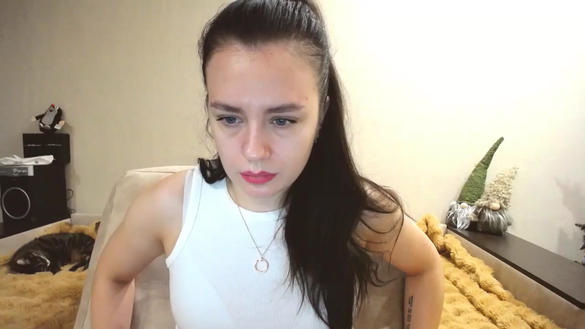 Gallery image thumbnail from Lillit__Wood_'s myfreecams stream on, 12/08/2024, 14:08 image 17 of 20