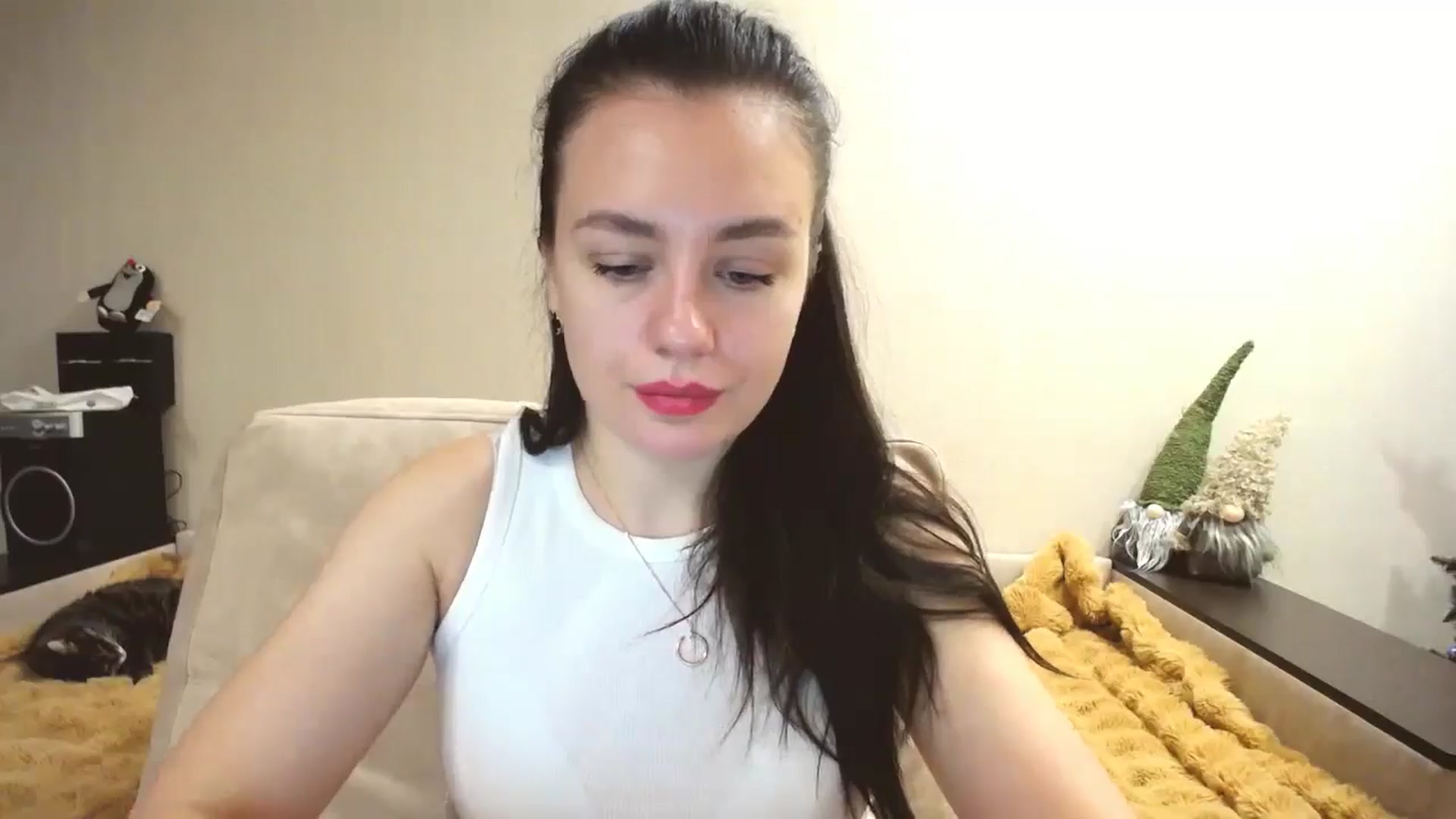 Gallery image thumbnail from Lillit__Wood_'s myfreecams stream on, 12/08/2024, 14:08 image 14 of 20