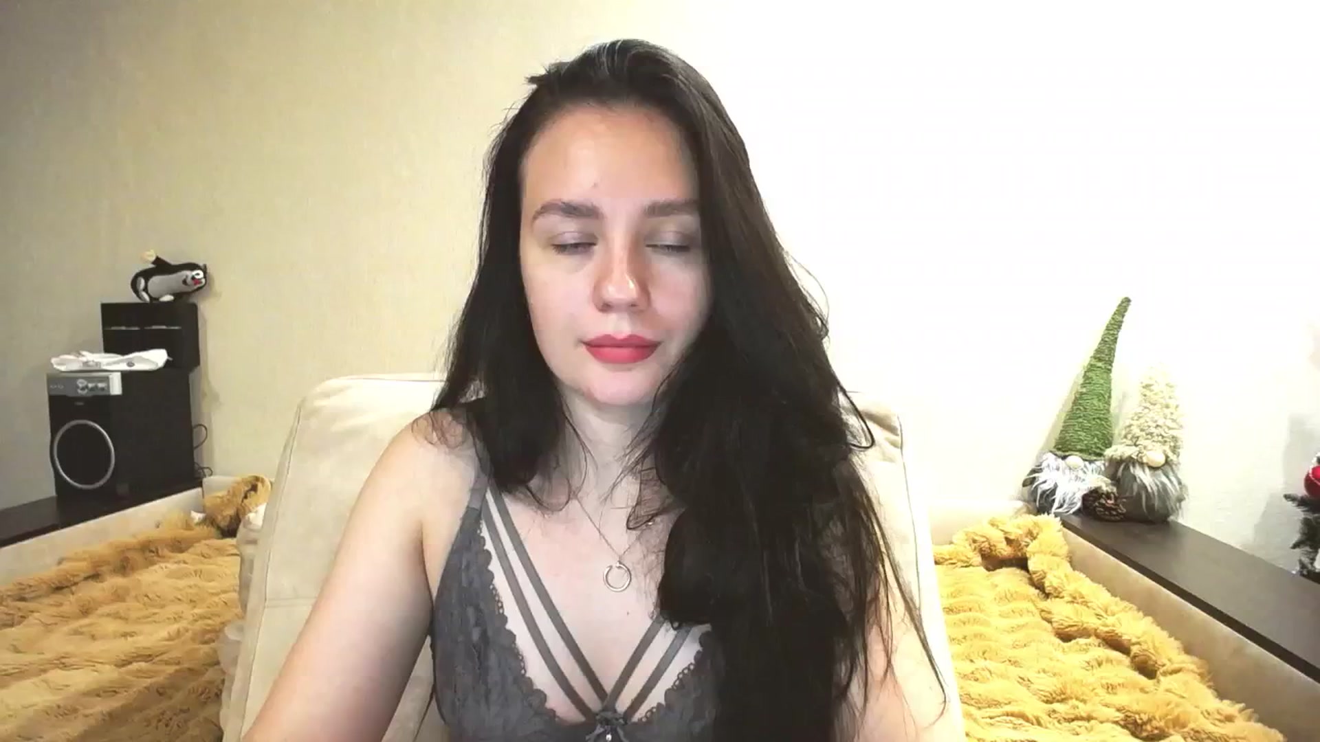Gallery image thumbnail from Lillit__Wood_'s myfreecams stream on, 12/10/2024, 23:05 image 7 of 20