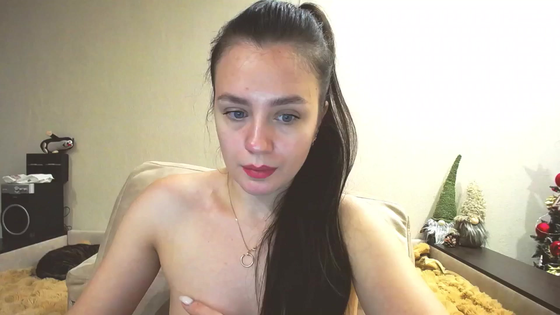 Gallery image thumbnail from Lillit__Wood_'s myfreecams stream on, 12/12/2024, 18:27 image 15 of 20