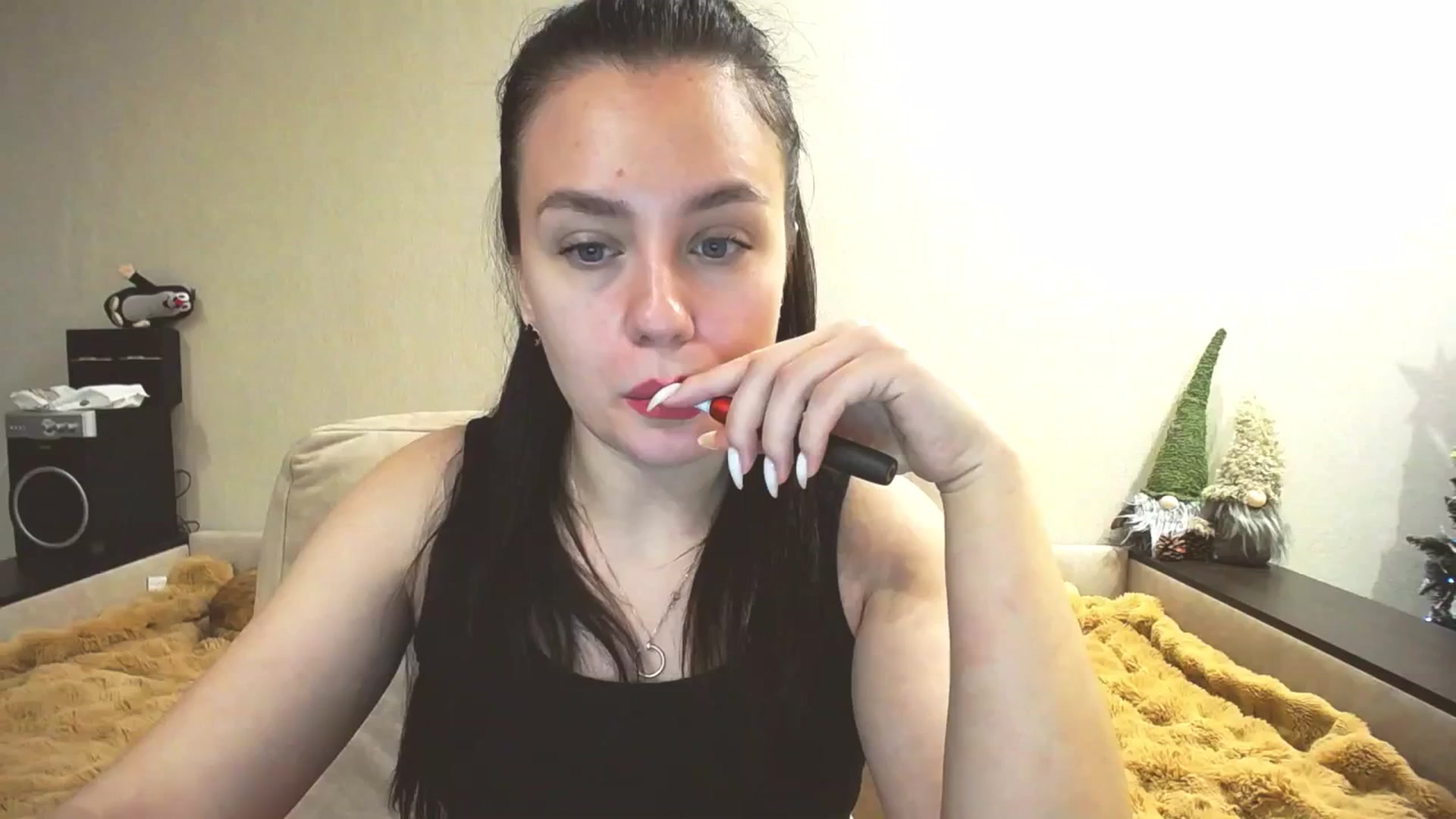 Gallery image thumbnail from Lillit__Wood_'s myfreecams stream on, 12/14/2024, 16:59 image 12 of 20