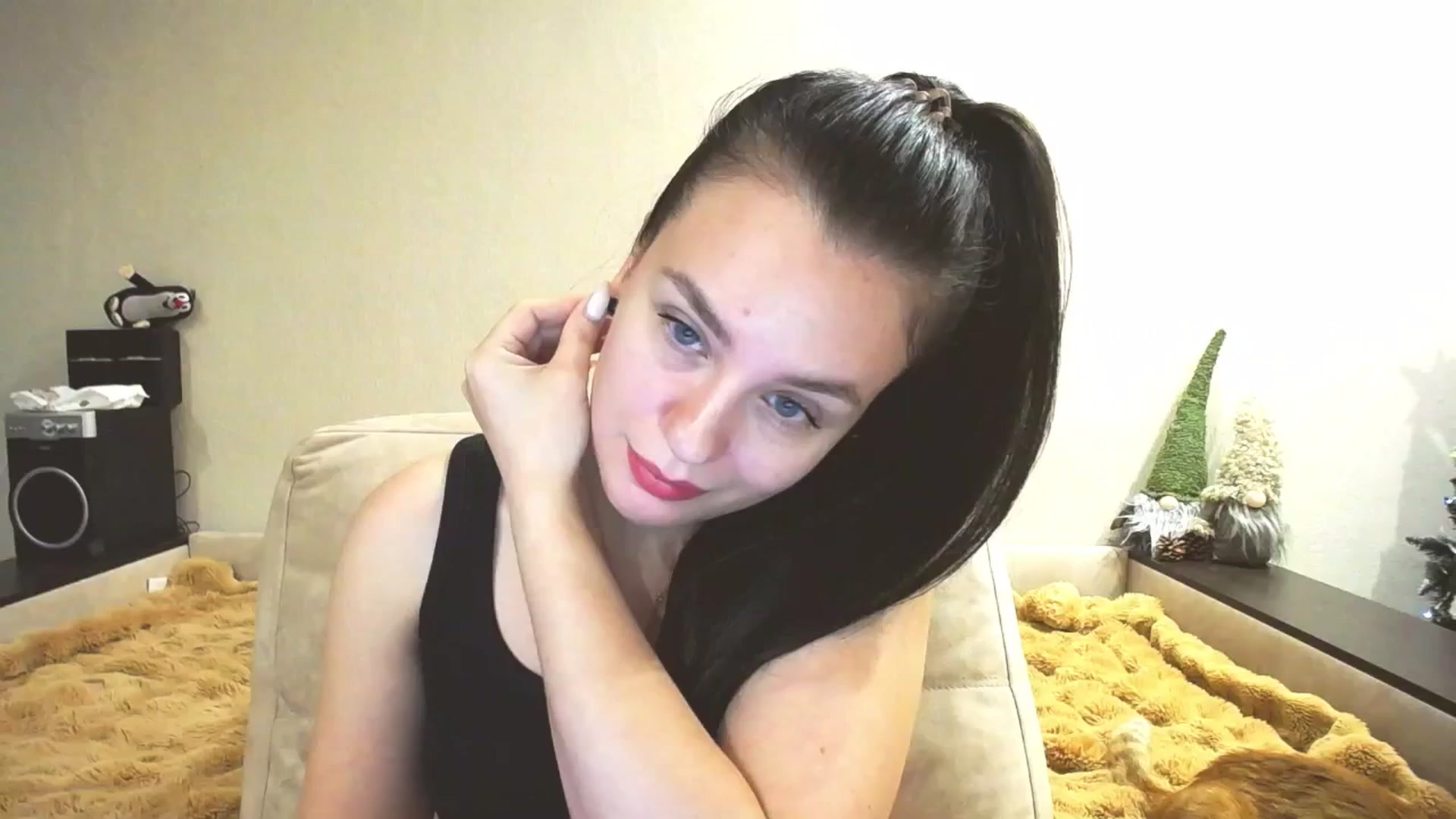 Gallery image thumbnail from Lillit__Wood_'s myfreecams stream on, 12/14/2024, 16:59 image 20 of 20