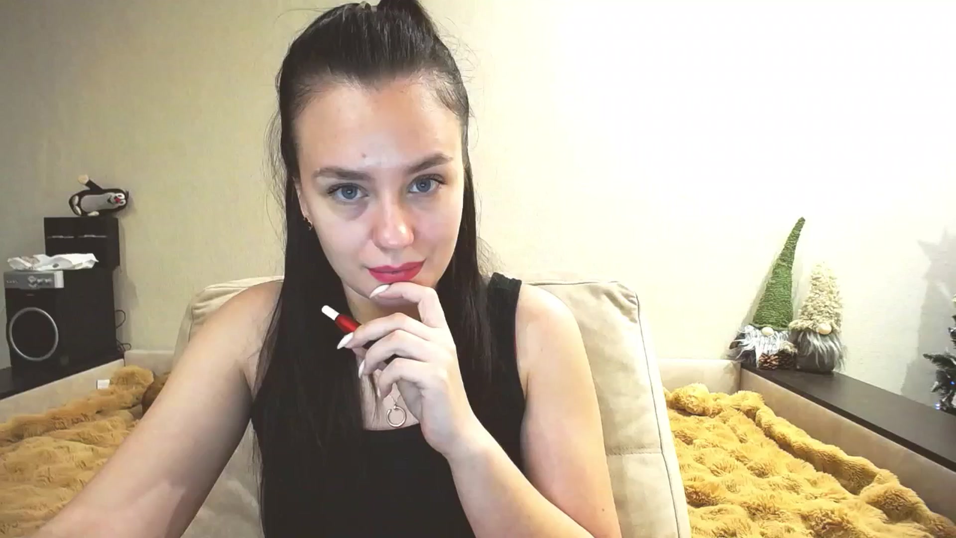 Gallery image thumbnail from Lillit__Wood_'s myfreecams stream on, 12/14/2024, 16:59 image 10 of 20