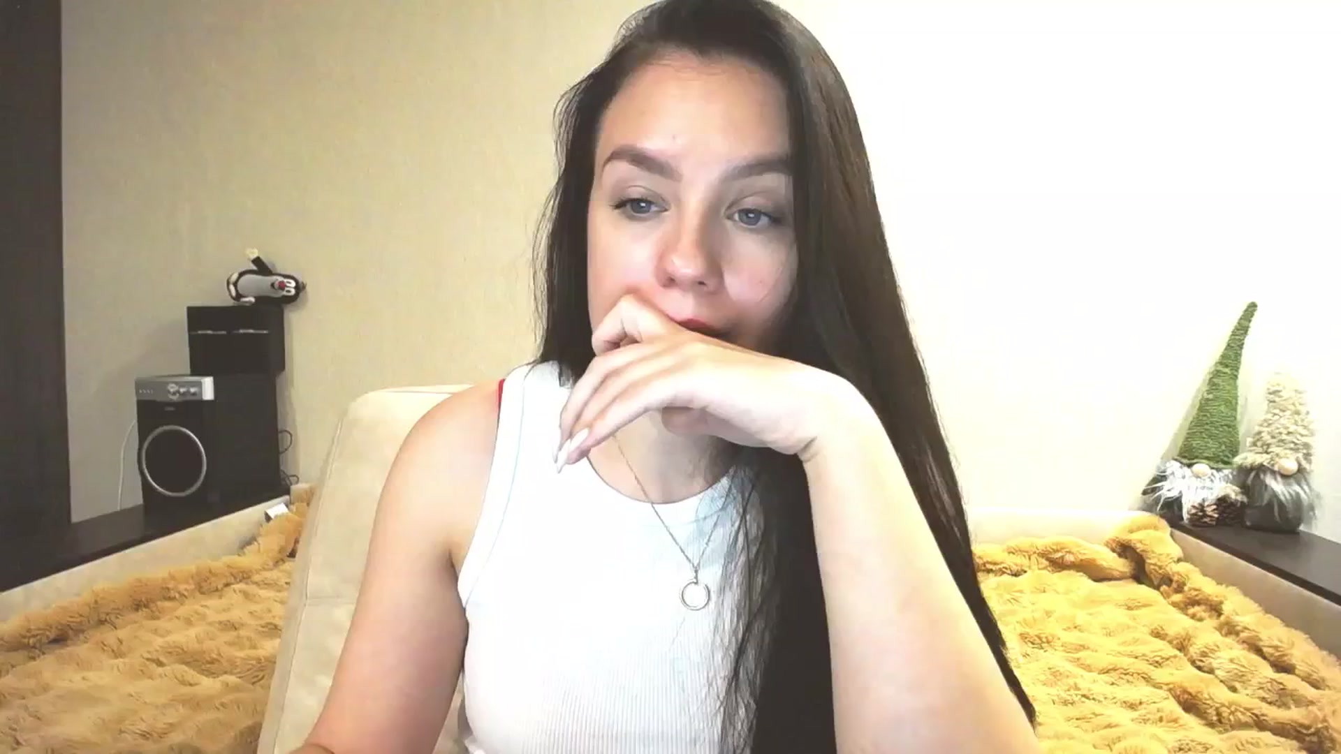 Gallery image thumbnail from Lillit__Wood_'s myfreecams stream on, 12/16/2024, 15:54 image 13 of 20