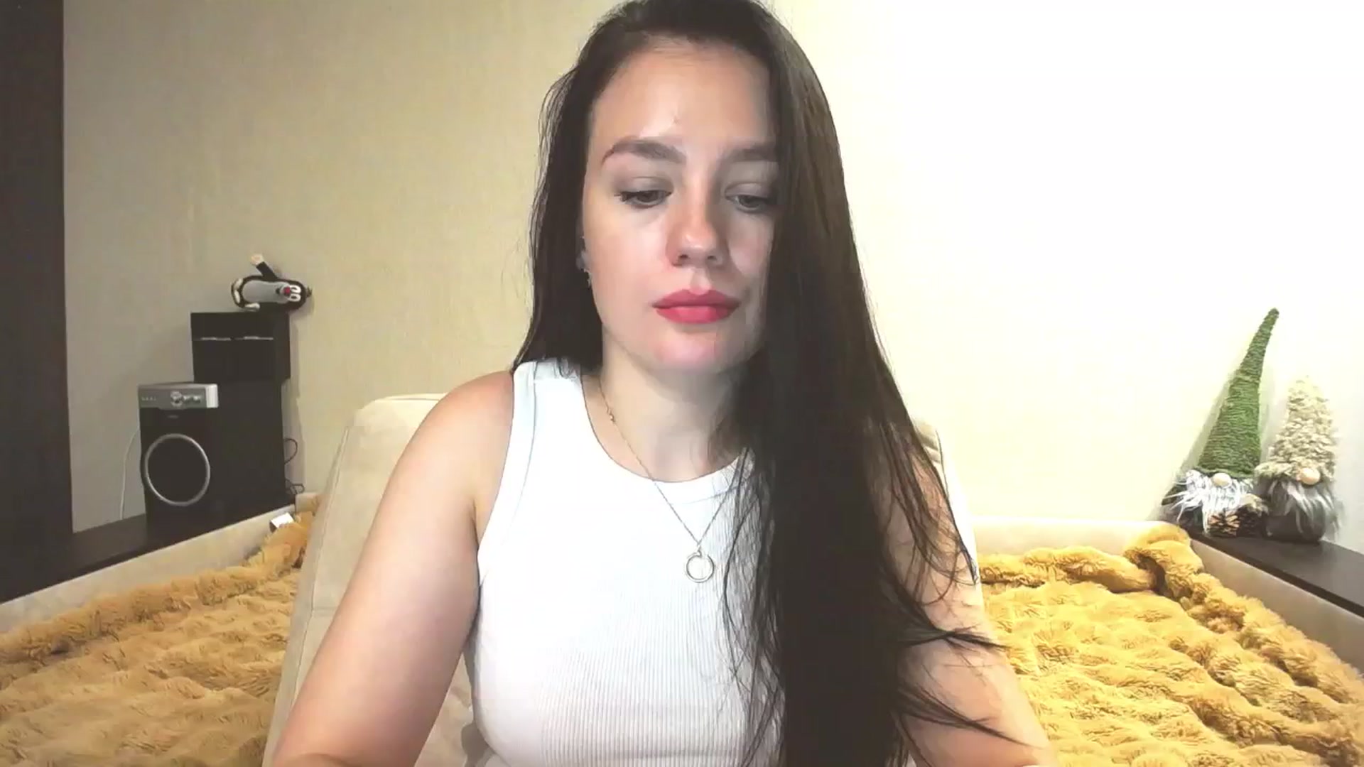 Gallery image thumbnail from Lillit__Wood_'s myfreecams stream on, 12/16/2024, 15:54 image 14 of 20