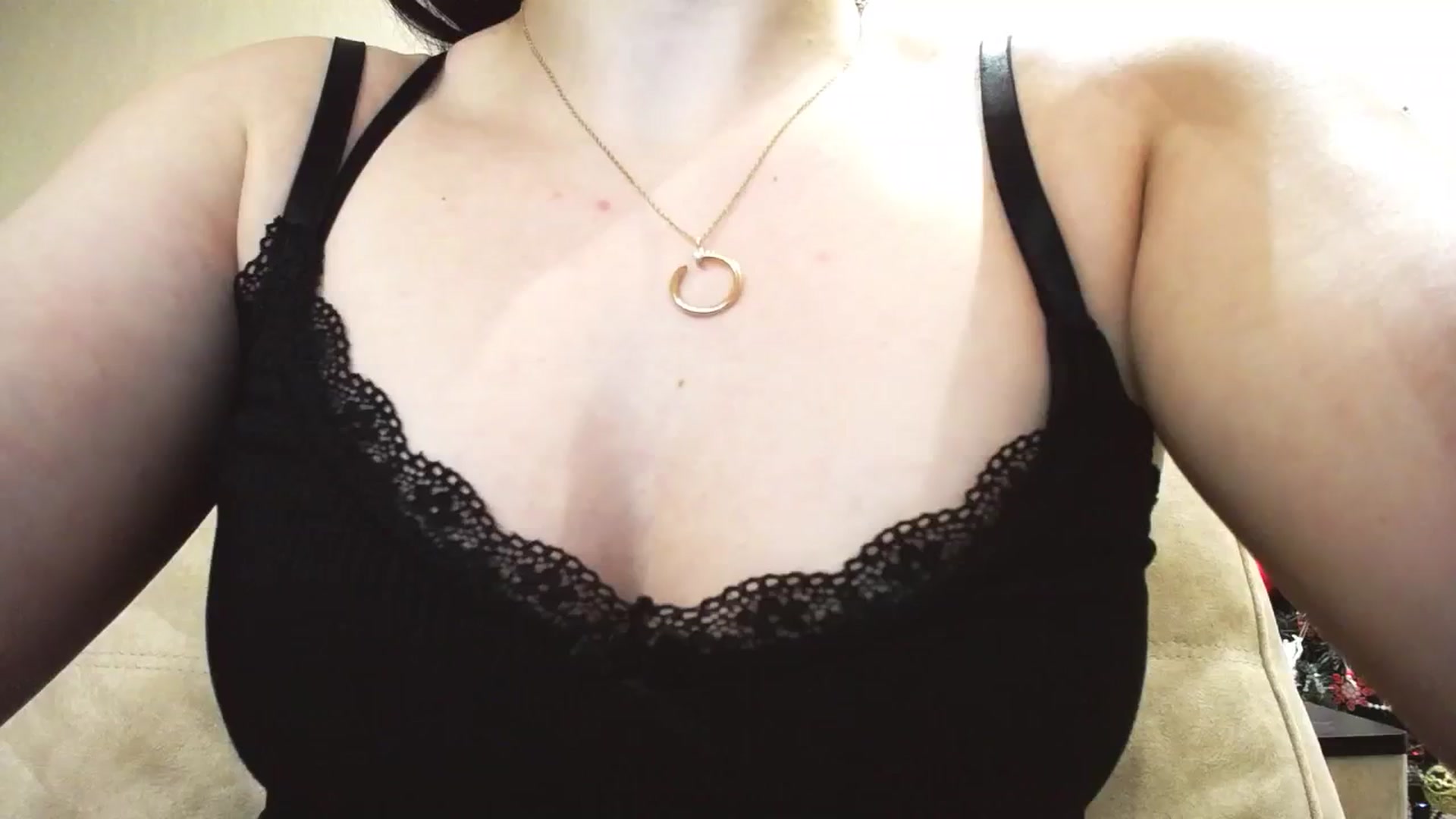 Gallery image thumbnail from Lillit__Wood_'s myfreecams stream on, 01/02/2025, 16:51 image 5 of 20