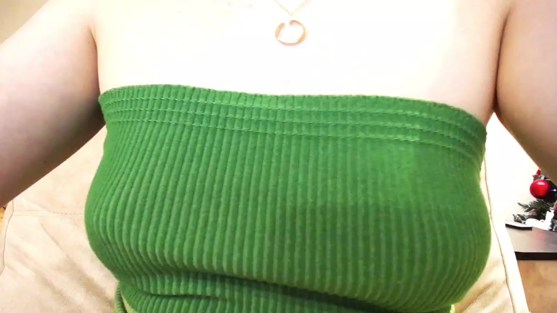 Gallery image thumbnail from Lillit__Wood_'s myfreecams stream on, 01/12/2025, 15:18 image 2 of 20
