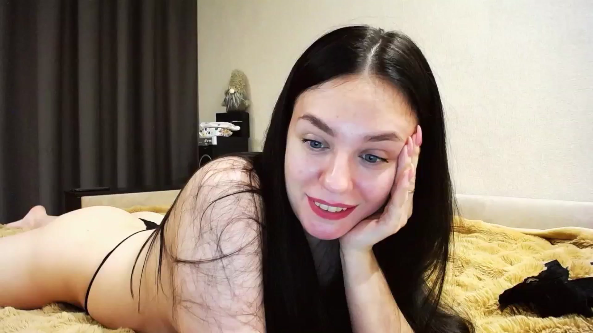 Gallery image thumbnail from Lillit__Wood_'s myfreecams stream on, 01/18/2025, 17:48 image 13 of 20