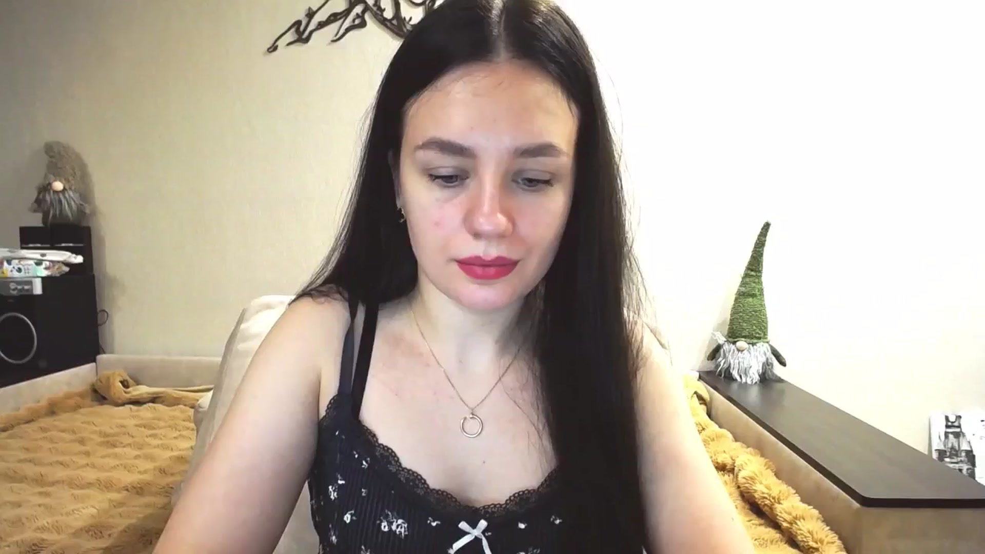 Gallery image thumbnail from Lillit__Wood_'s myfreecams stream on, 01/18/2025, 17:48 image 1 of 20