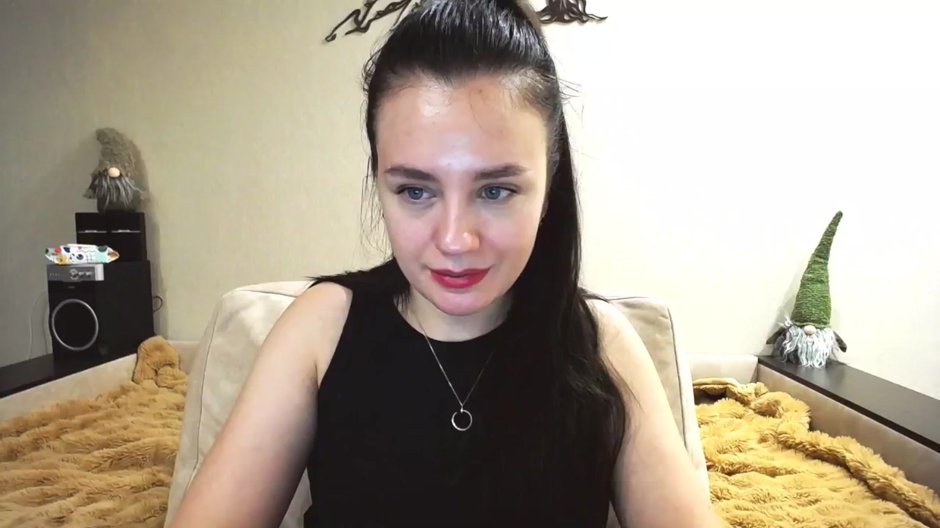 Gallery image thumbnail from Lillit__Wood_'s myfreecams stream on, 01/19/2025, 17:20 image 15 of 20