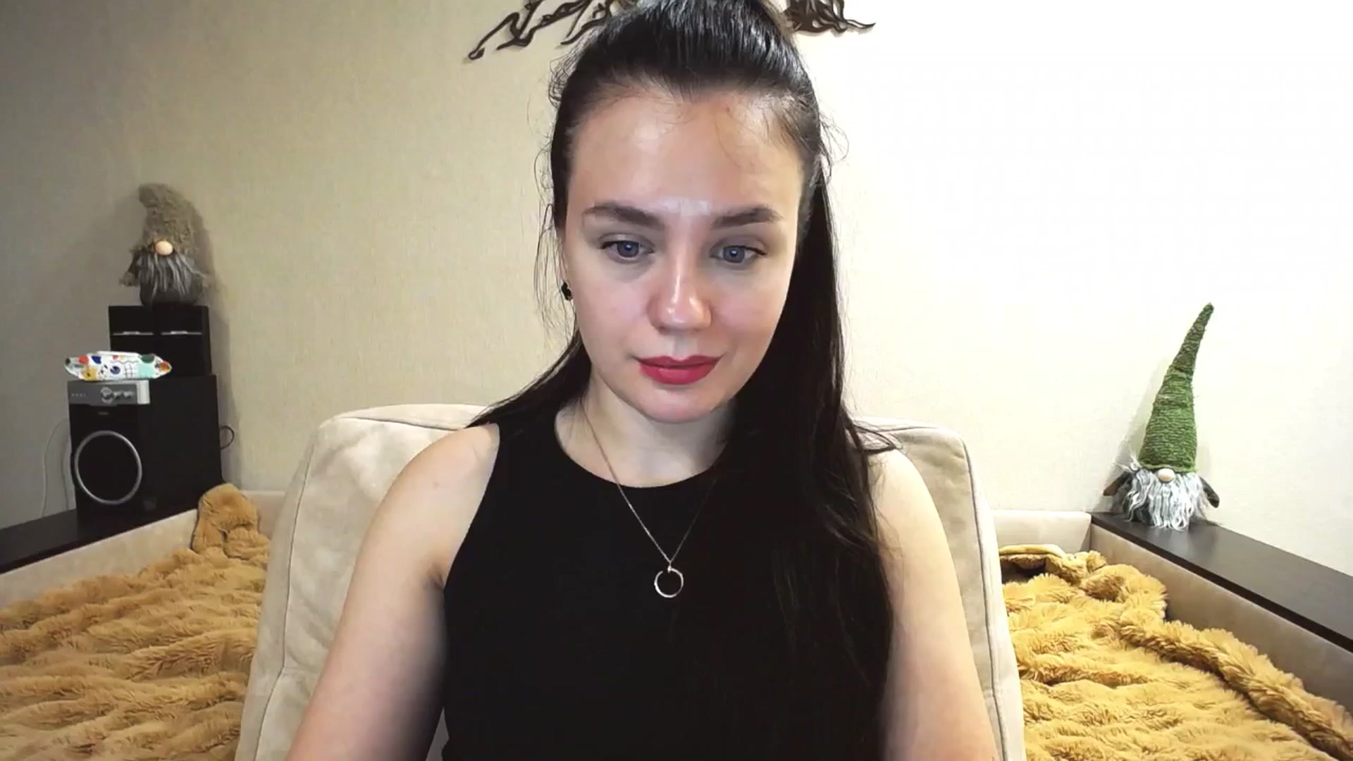Gallery image thumbnail from Lillit__Wood_'s myfreecams stream on, 01/19/2025, 17:20 image 2 of 20