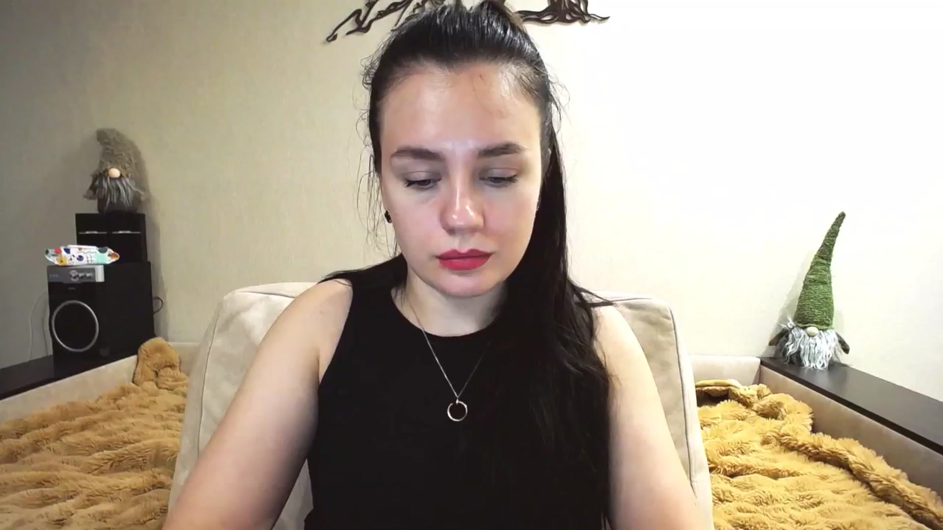 Gallery image thumbnail from Lillit__Wood_'s myfreecams stream on, 01/19/2025, 17:20 image 9 of 20