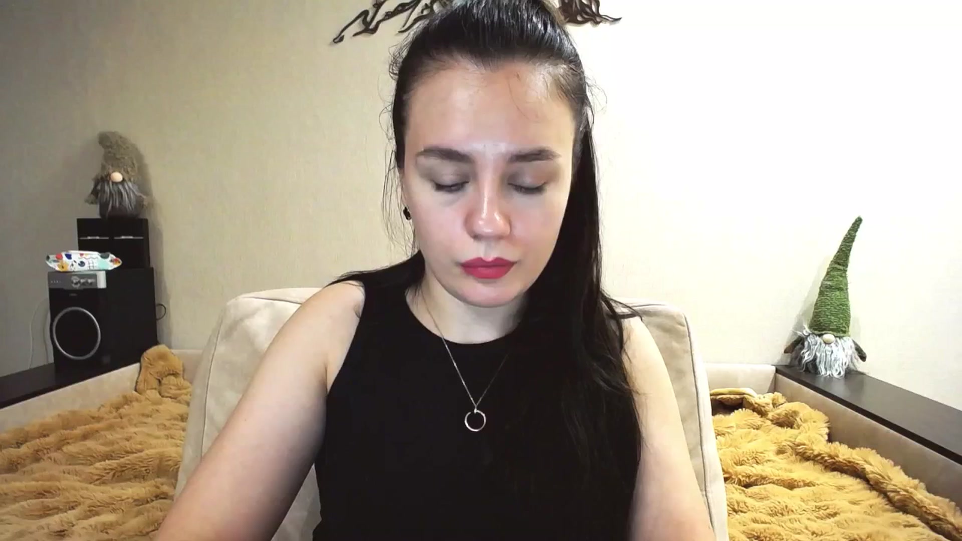 Gallery image thumbnail from Lillit__Wood_'s myfreecams stream on, 01/19/2025, 17:20 image 6 of 20