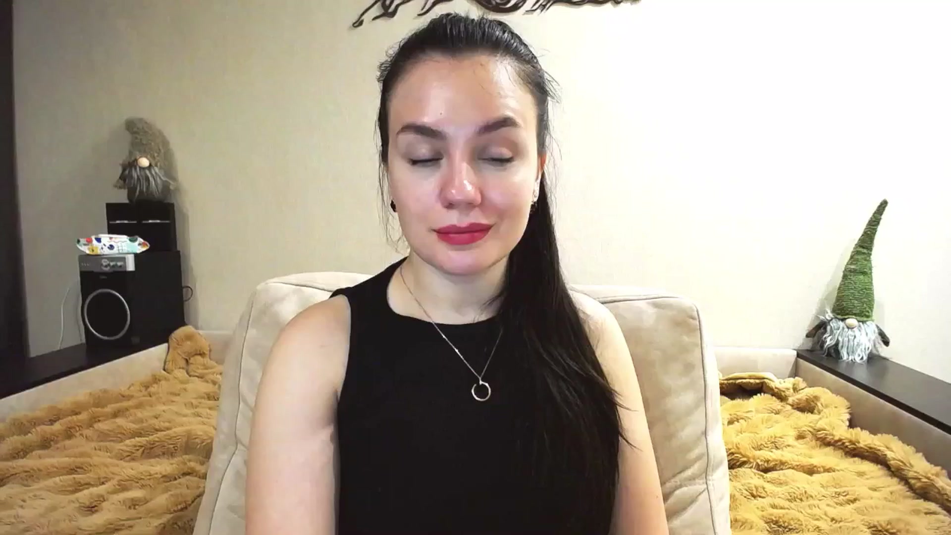 Gallery image thumbnail from Lillit__Wood_'s myfreecams stream on, 01/19/2025, 17:40 image 15 of 20