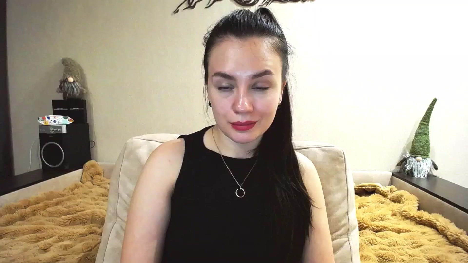 Gallery image thumbnail from Lillit__Wood_'s myfreecams stream on, 01/19/2025, 17:40 image 10 of 20