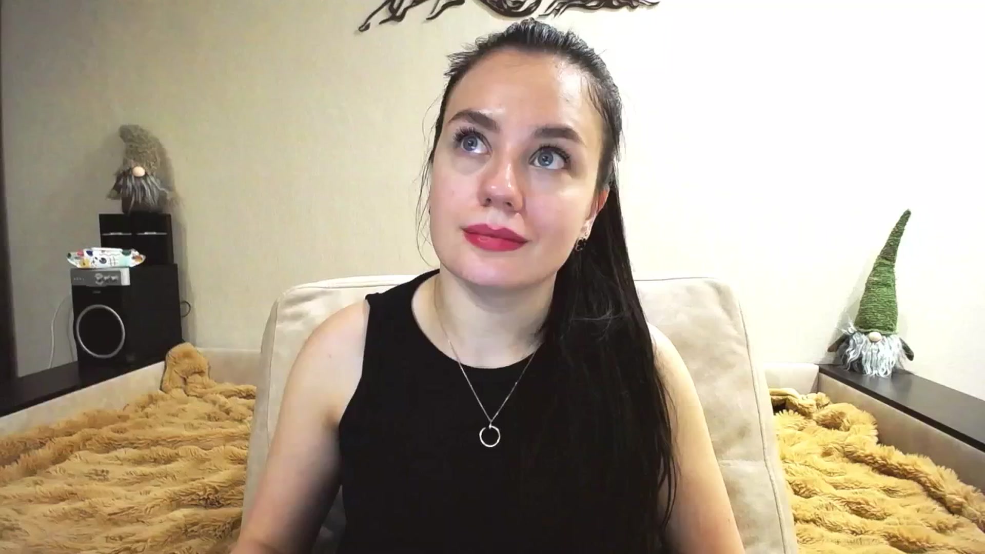 Gallery image thumbnail from Lillit__Wood_'s myfreecams stream on, 01/19/2025, 18:19 image 16 of 20