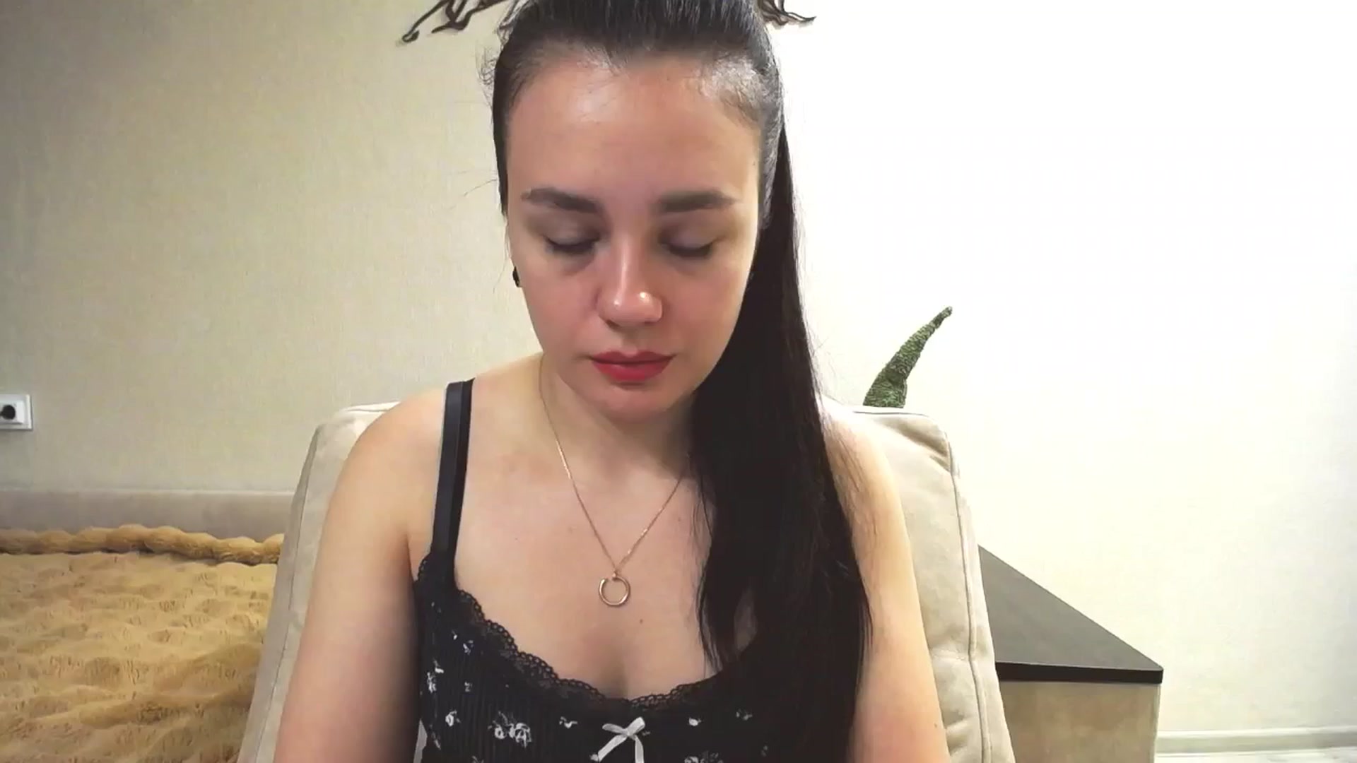 Gallery image thumbnail from Lillit__Wood_'s myfreecams stream on, 02/07/2025, 14:20 image 19 of 20