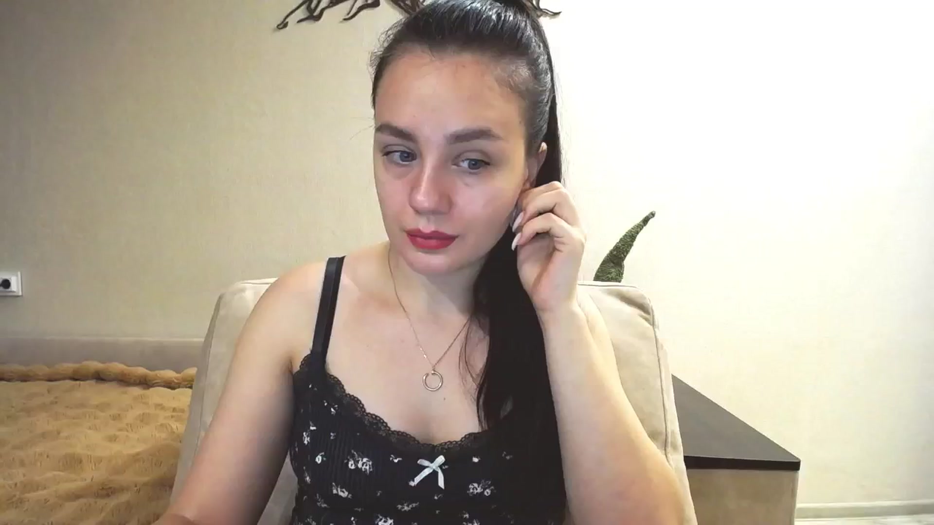 Gallery image thumbnail from Lillit__Wood_'s myfreecams stream on, 02/07/2025, 14:20 image 20 of 20