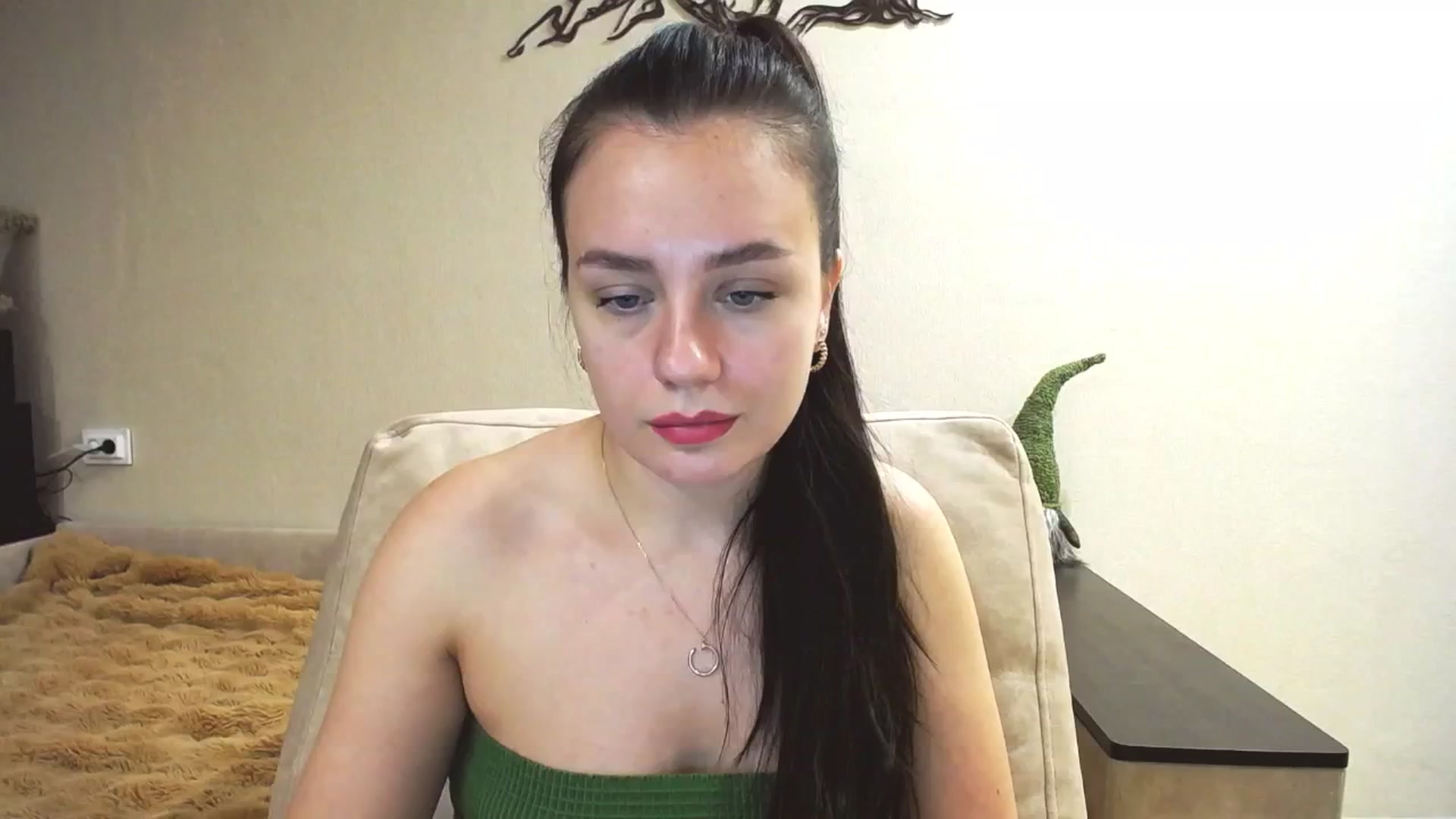 Gallery image thumbnail from Lillit__Wood_'s myfreecams stream on, 02/08/2025, 16:39 image 8 of 20