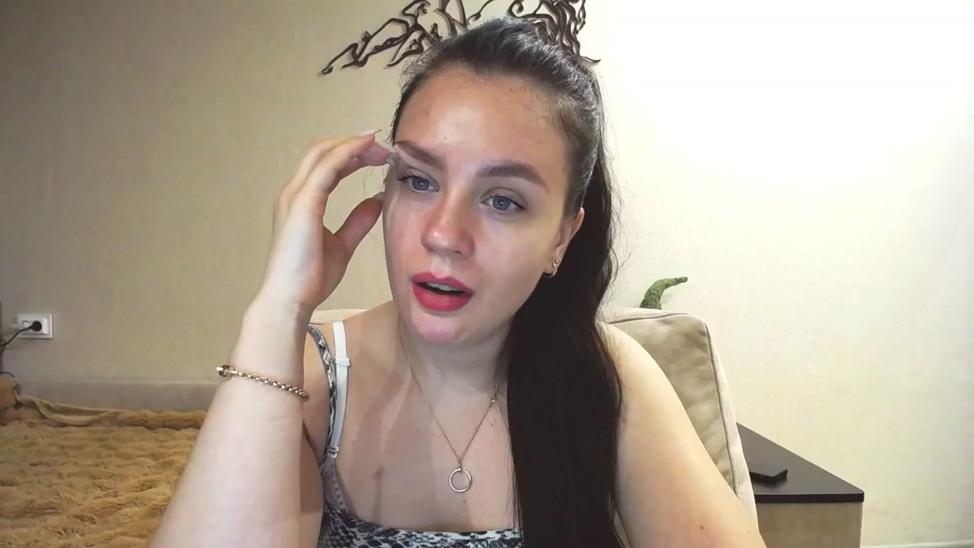 Gallery image thumbnail from Lillit__Wood_'s myfreecams stream on, 02/09/2025, 16:33 image 17 of 20