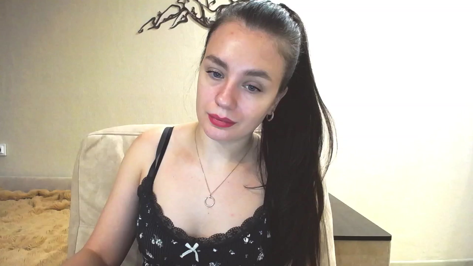 Gallery image thumbnail from Lillit__Wood_'s myfreecams stream on, 02/21/2025, 16:45 image 15 of 20