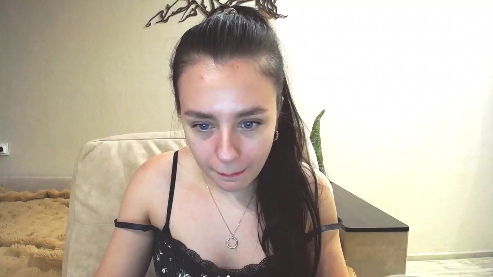Gallery image thumbnail from Lillit__Wood_'s myfreecams stream on, 02/21/2025, 19:21 image 12 of 20