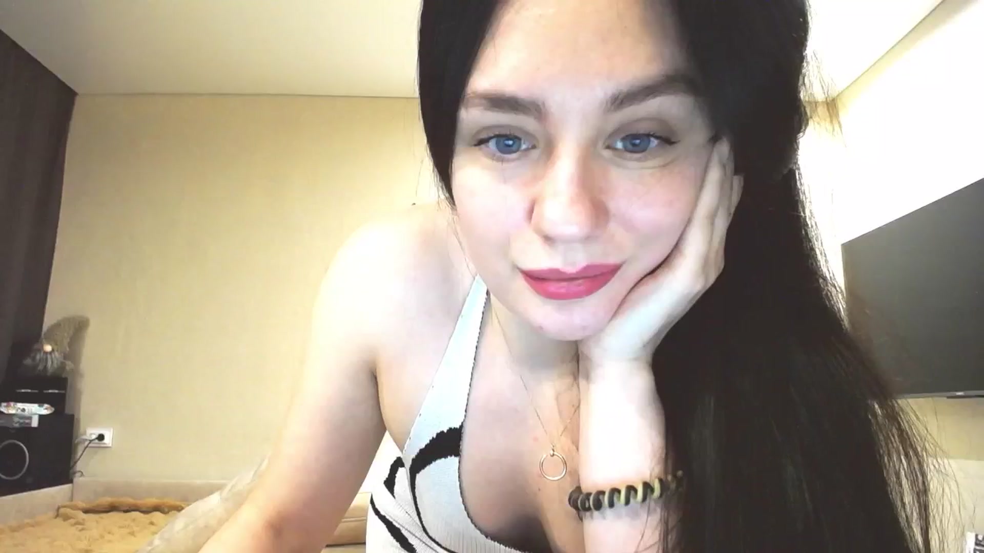 Gallery image thumbnail from Lillit__Wood_'s myfreecams stream on, 02/22/2025, 17:42 image 10 of 20