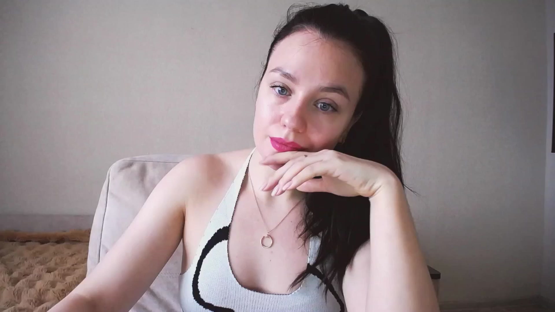 Gallery image thumbnail from Lillit__Wood_'s myfreecams stream on, 03/01/2025, 15:18 image 1 of 20