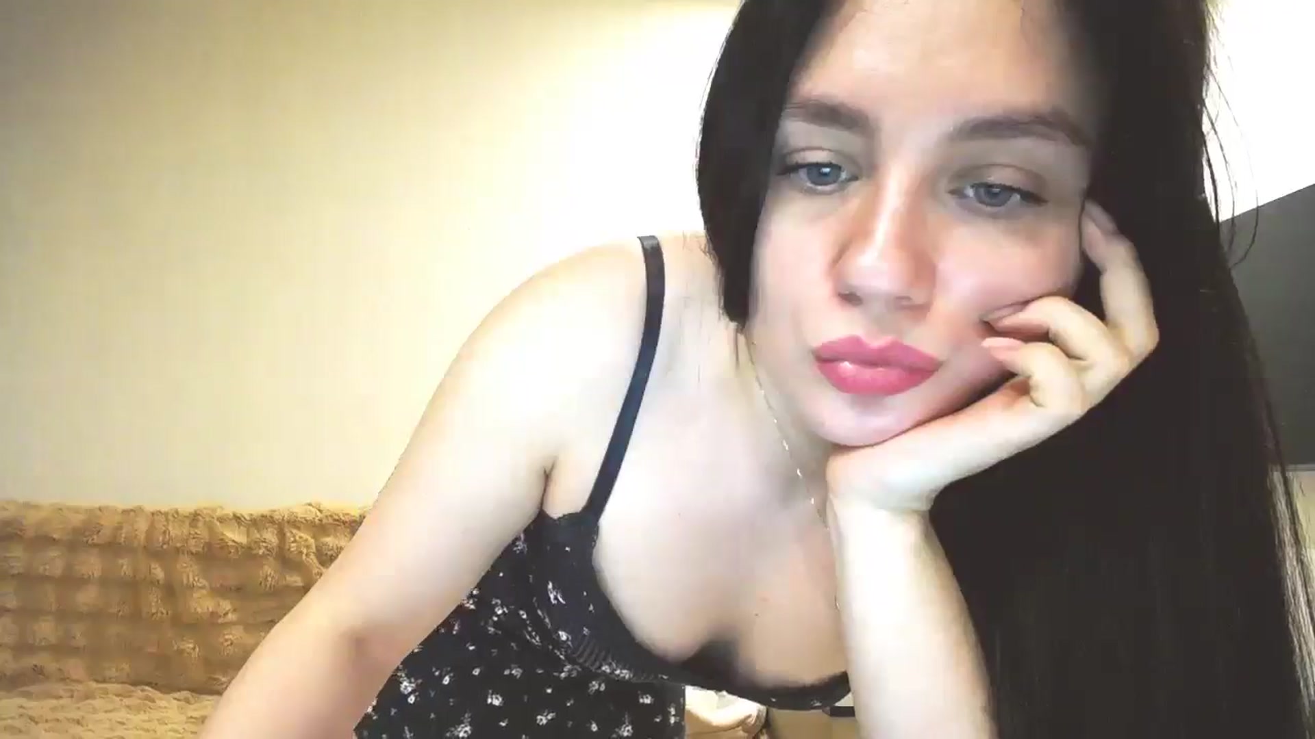 Gallery image thumbnail from Lillit__Wood_'s myfreecams stream on, 03/03/2025, 14:58 image 15 of 20