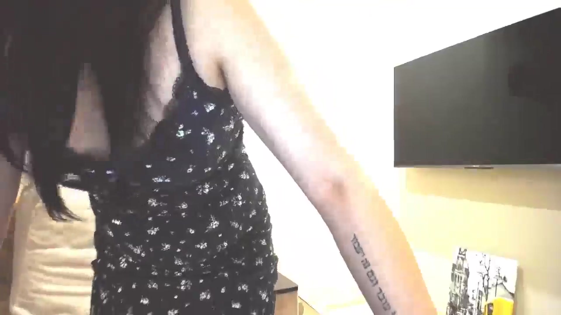 Gallery image thumbnail from Lillit__Wood_'s myfreecams stream on, 03/09/2025, 18:29 image 17 of 20
