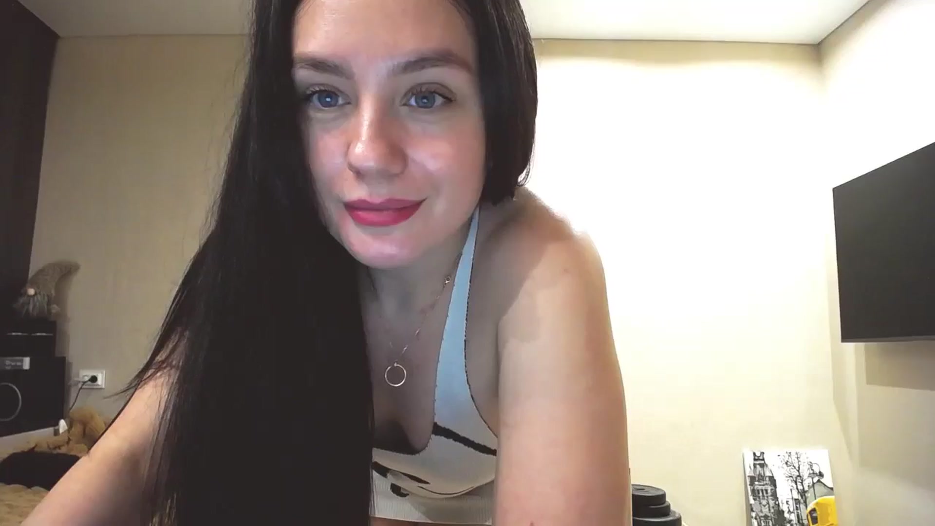 Gallery image thumbnail from Lillit__Wood_'s myfreecams stream on, 03/22/2025, 16:29 image 15 of 20