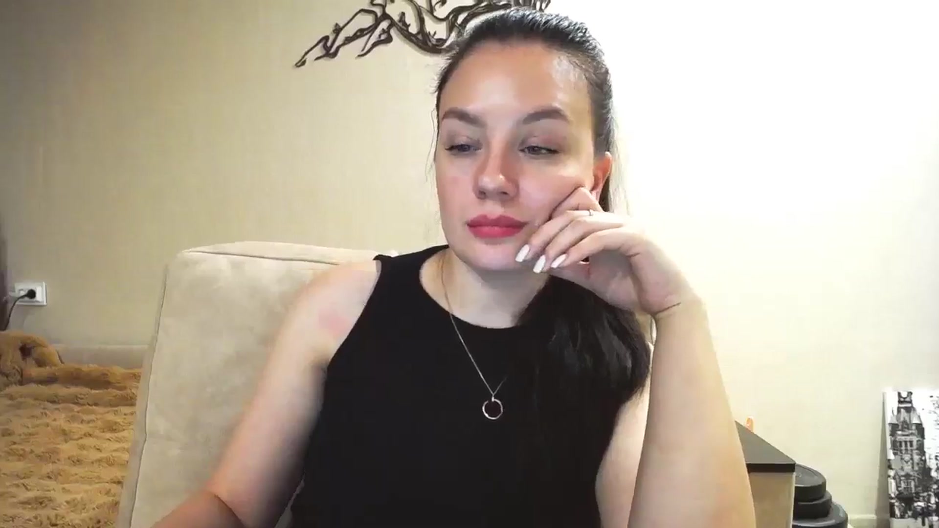 Gallery image thumbnail from Lillit__Wood_'s myfreecams stream on, 03/23/2025, 15:46 image 17 of 20