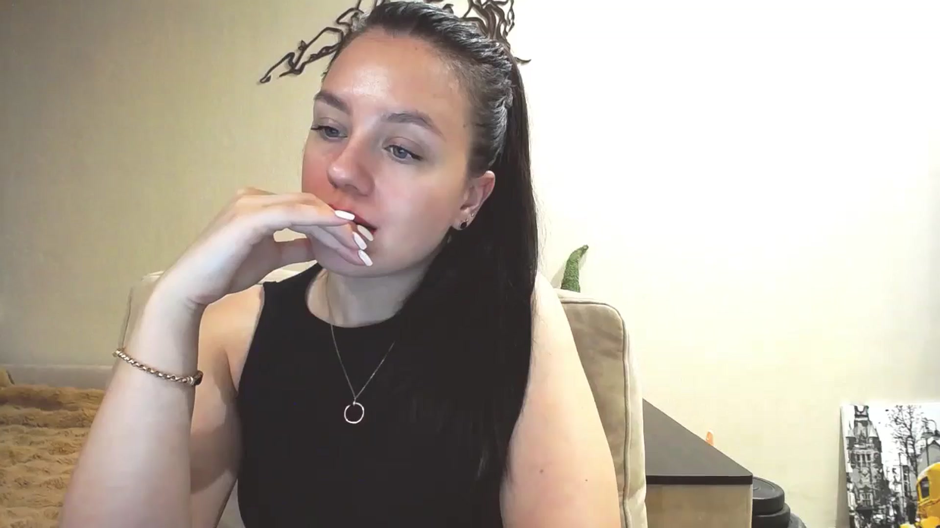 Gallery image thumbnail from Lillit__Wood_'s myfreecams stream on, 03/23/2025, 16:47 image 7 of 20