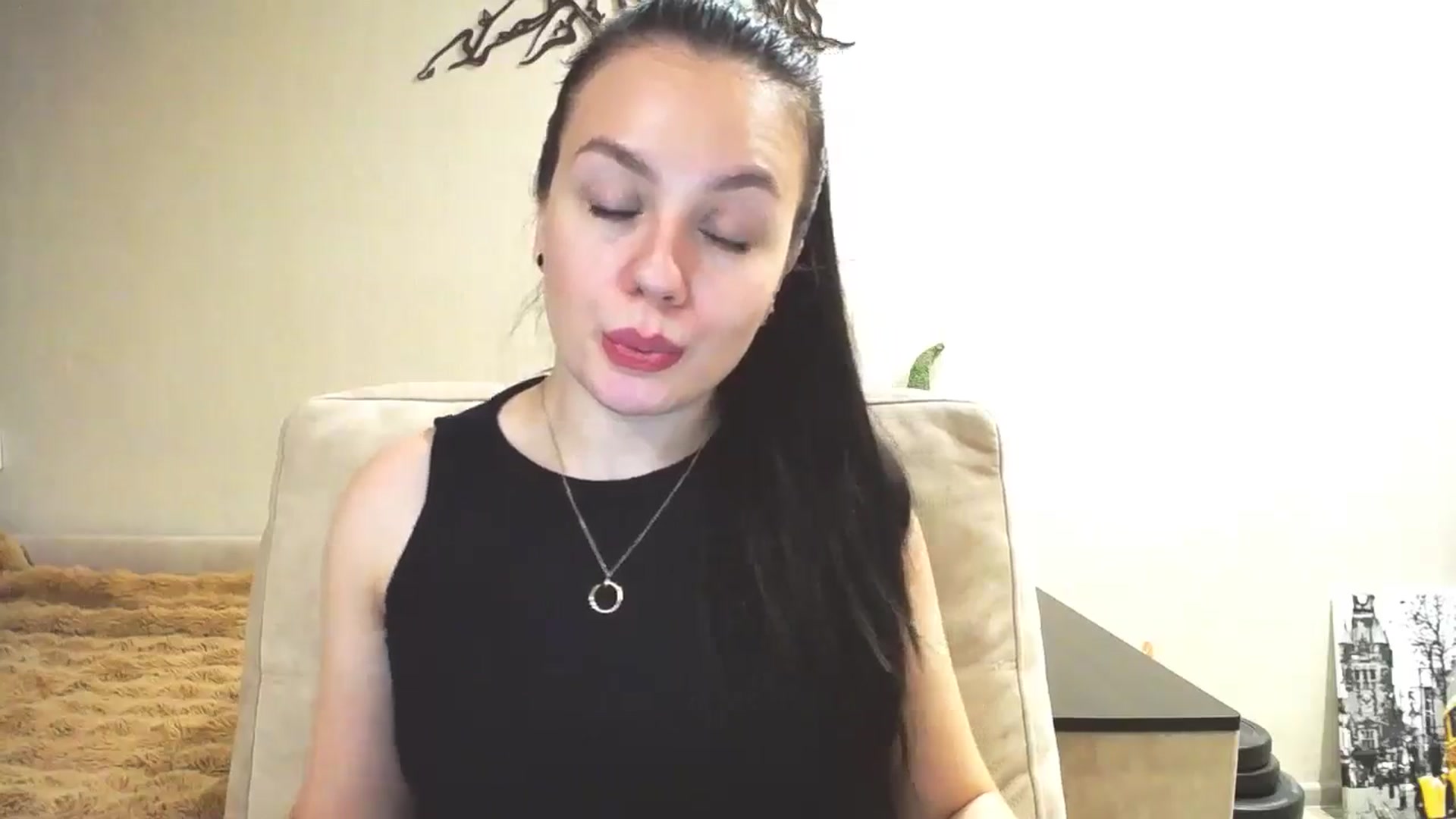 Gallery image thumbnail from Lillit__Wood_'s myfreecams stream on, 03/23/2025, 16:47 image 15 of 20