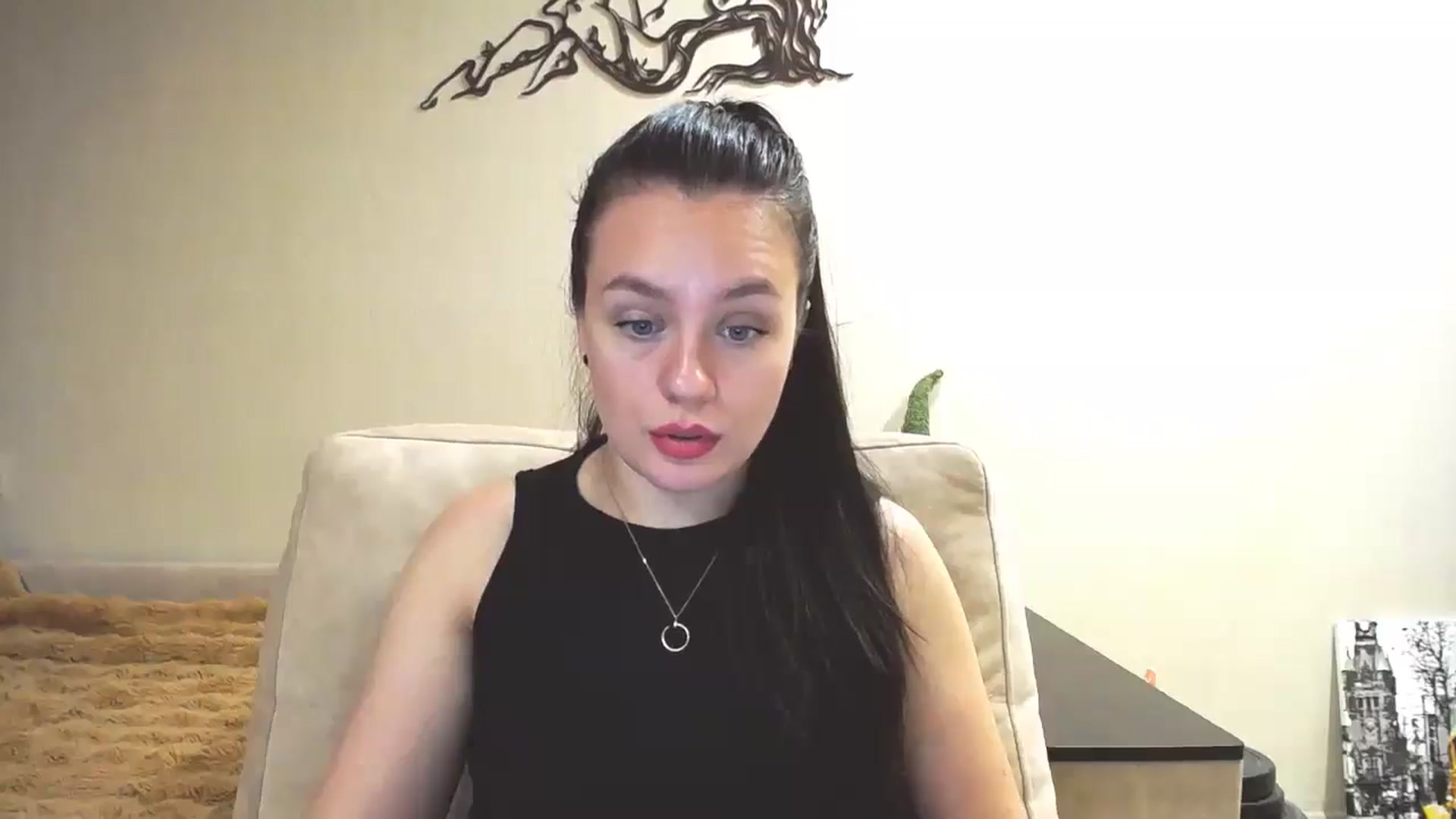 Gallery image thumbnail from Lillit__Wood_'s myfreecams stream on, 03/23/2025, 16:47 image 14 of 20