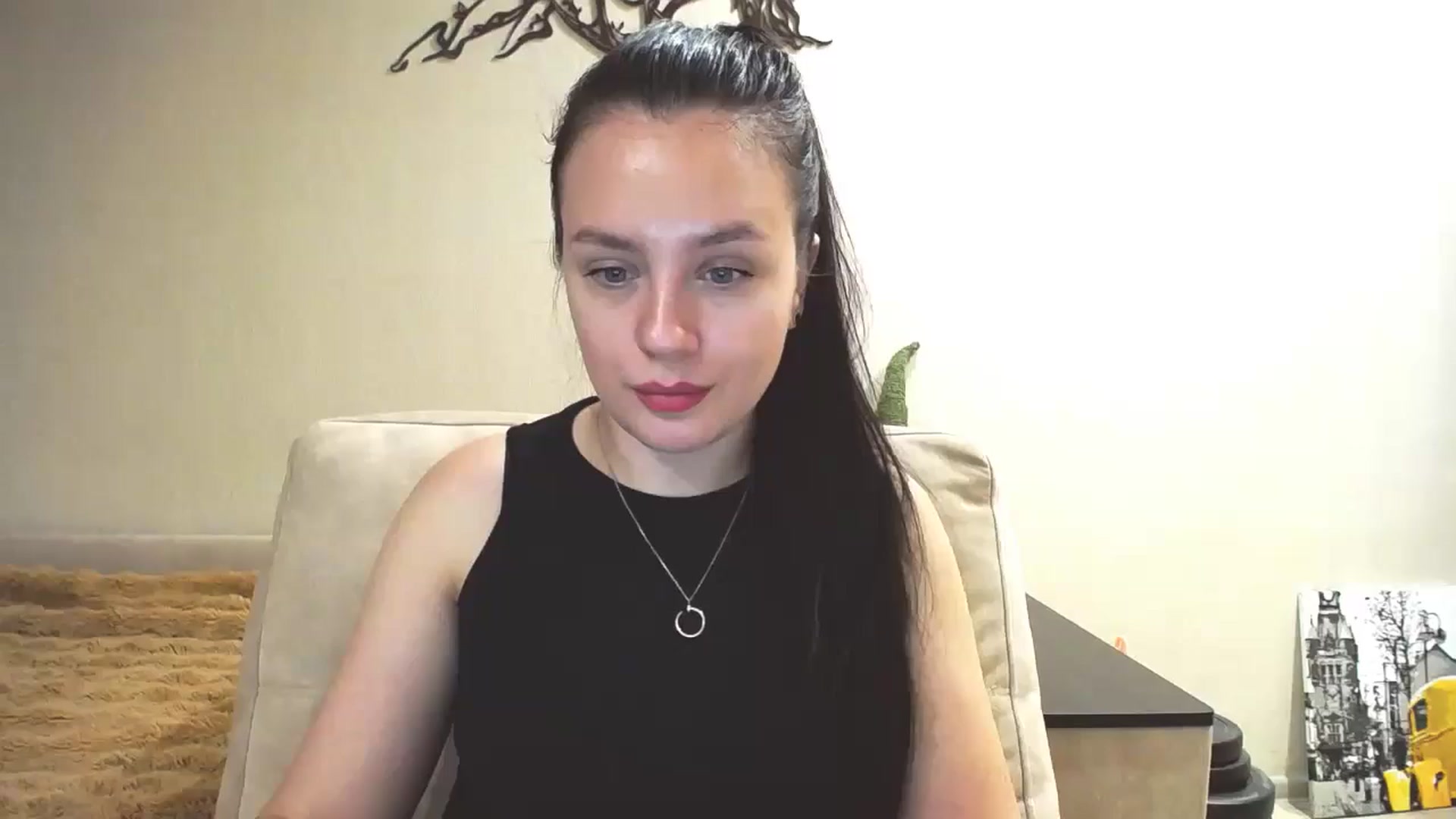 Gallery image thumbnail from Lillit__Wood_'s myfreecams stream on, 03/23/2025, 17:41 image 16 of 20