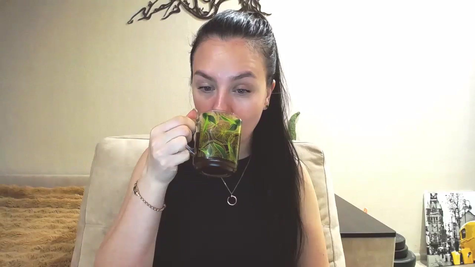 Gallery image thumbnail from Lillit__Wood_'s myfreecams stream on, 03/23/2025, 17:41 image 15 of 20