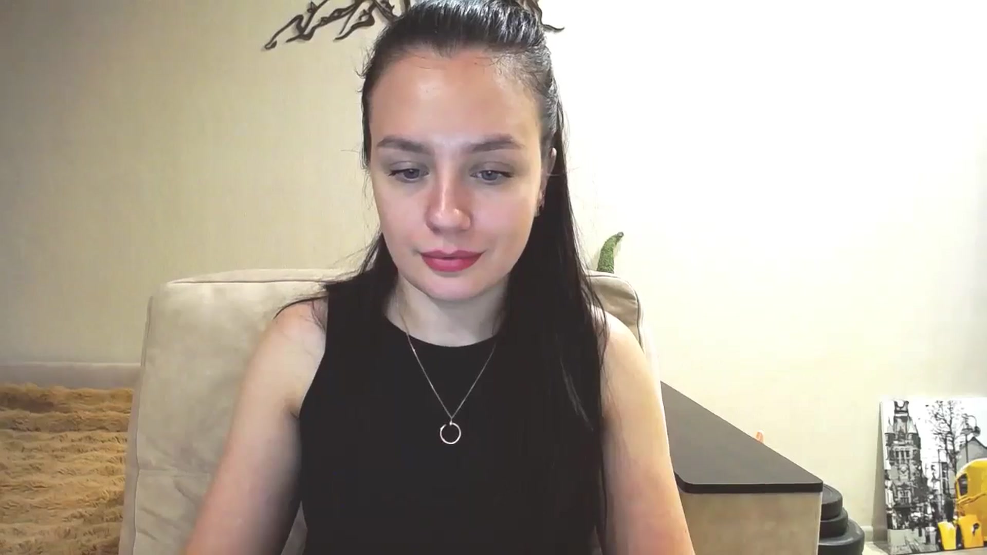 Gallery image thumbnail from Lillit__Wood_'s myfreecams stream on, 03/23/2025, 17:41 image 2 of 20