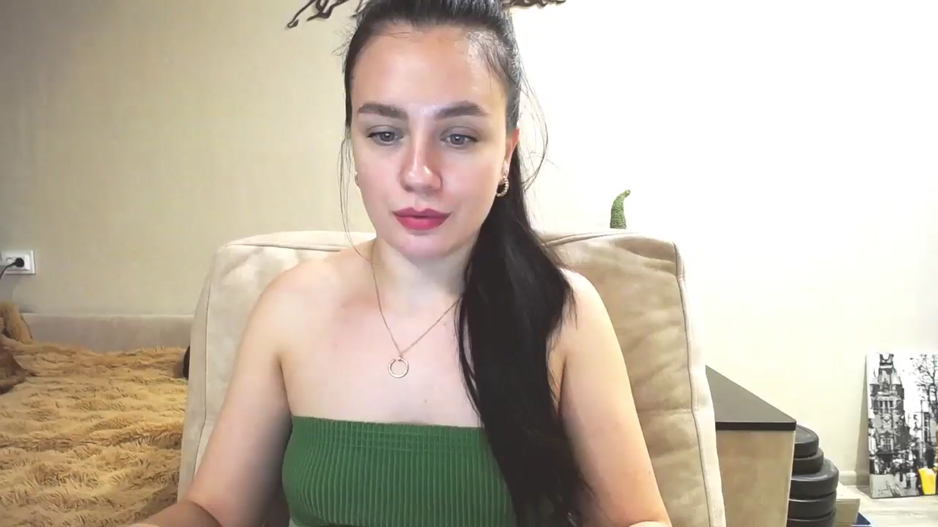Gallery image thumbnail from Lillit__Wood_'s myfreecams stream on, 03/25/2025, 18:34 image 3 of 20