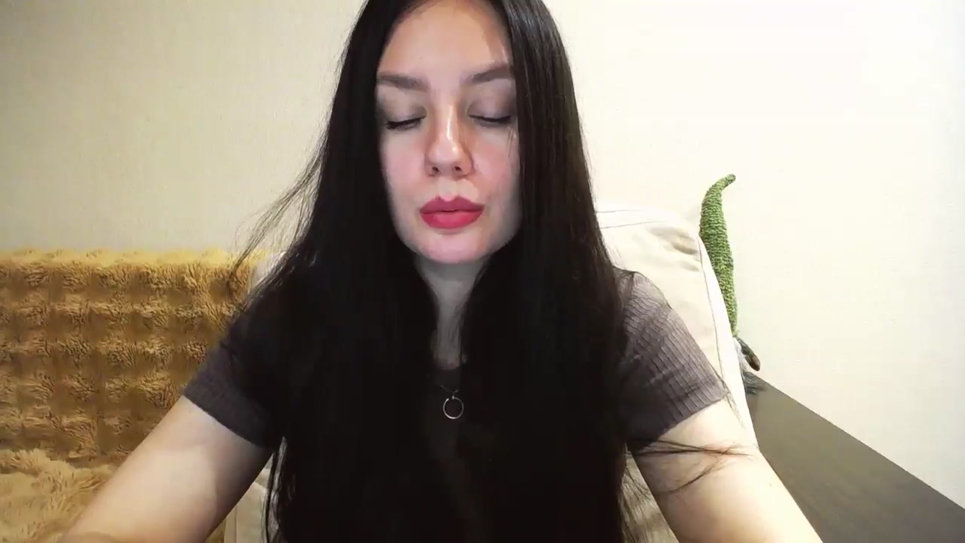 Gallery image thumbnail from Lillit__Wood_'s myfreecams stream on, 04/02/2025, 20:19 image 18 of 20